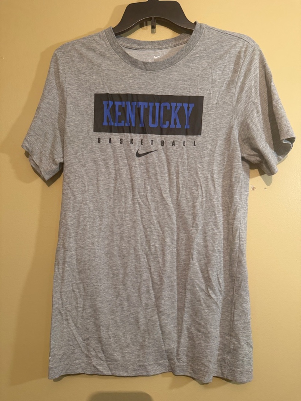 Nike Gray Short Sleeve Kentucky Basketball Tee with Blue Logo
